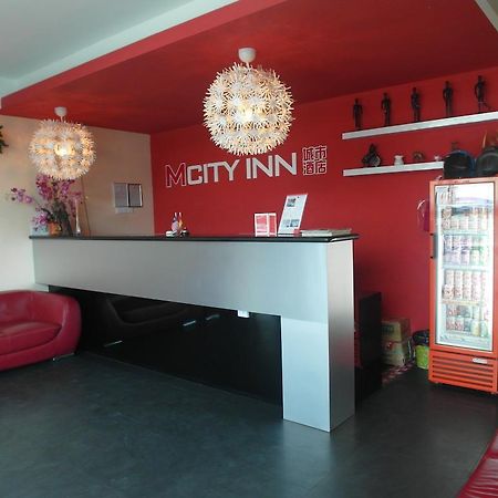 Mcity Inn Miri Exteriör bild