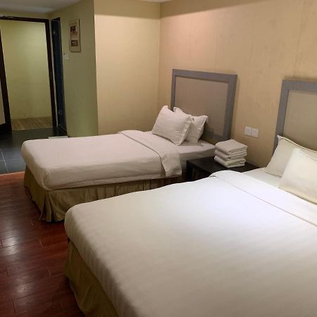 Mcity Inn Miri Exteriör bild