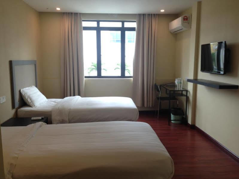 Mcity Inn Miri Exteriör bild