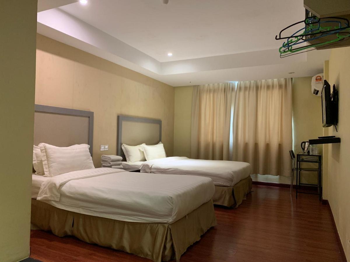 Mcity Inn Miri Exteriör bild