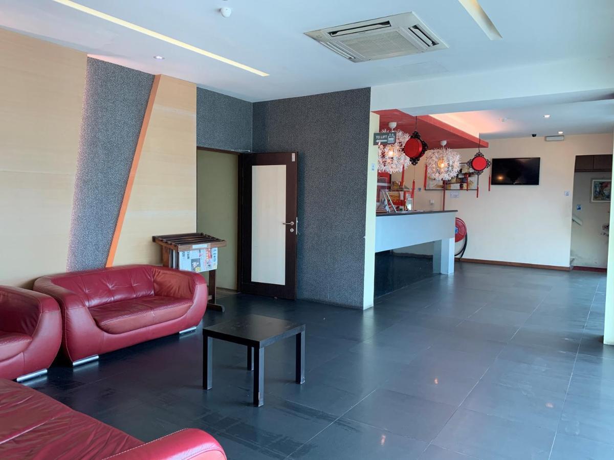 Mcity Inn Miri Exteriör bild
